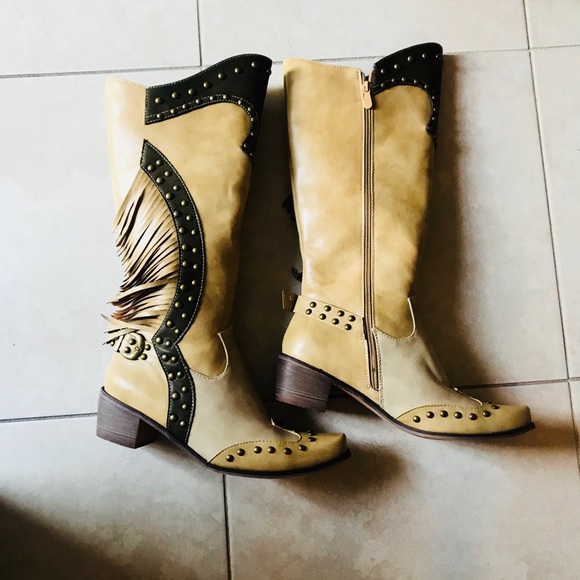 ❌❌❌ SOLD ❌❌❌ Vintage Western Cowgirl Boots - Picture 4 of 8